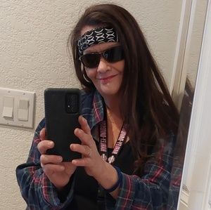 Meet your Posher, Rhonda